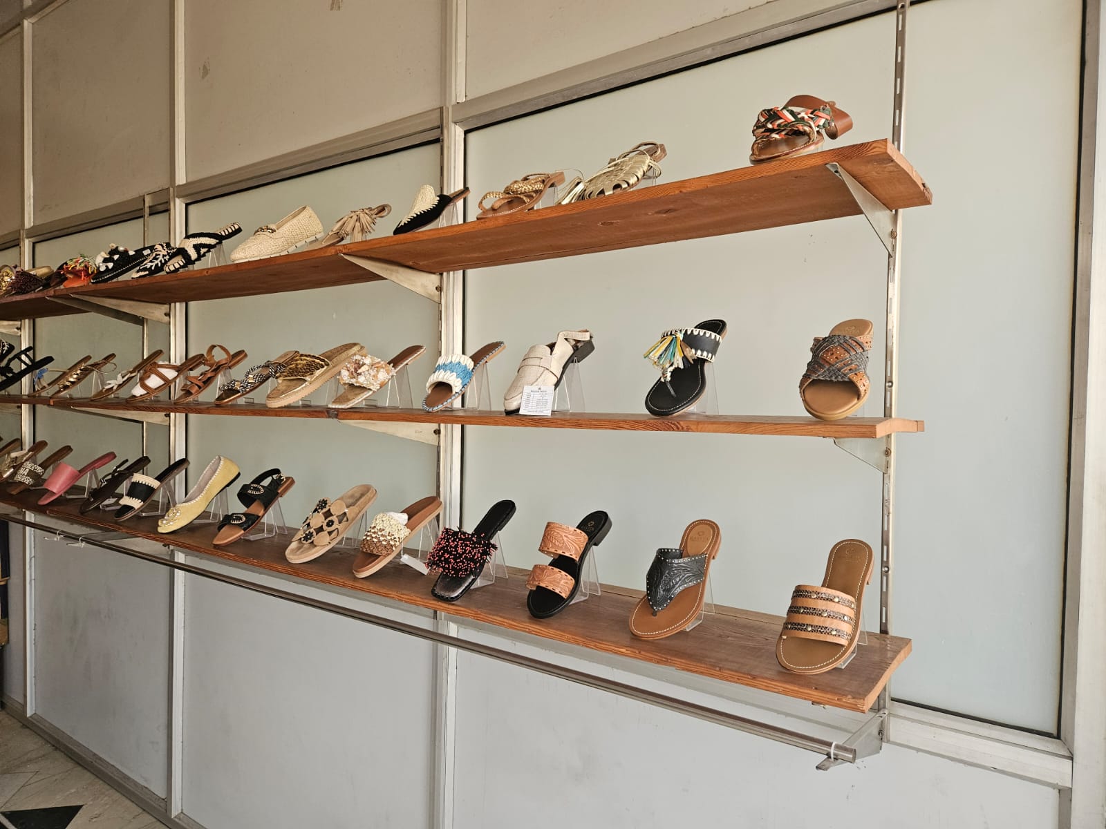 Handcrafted Footwears at Ravita Footwears